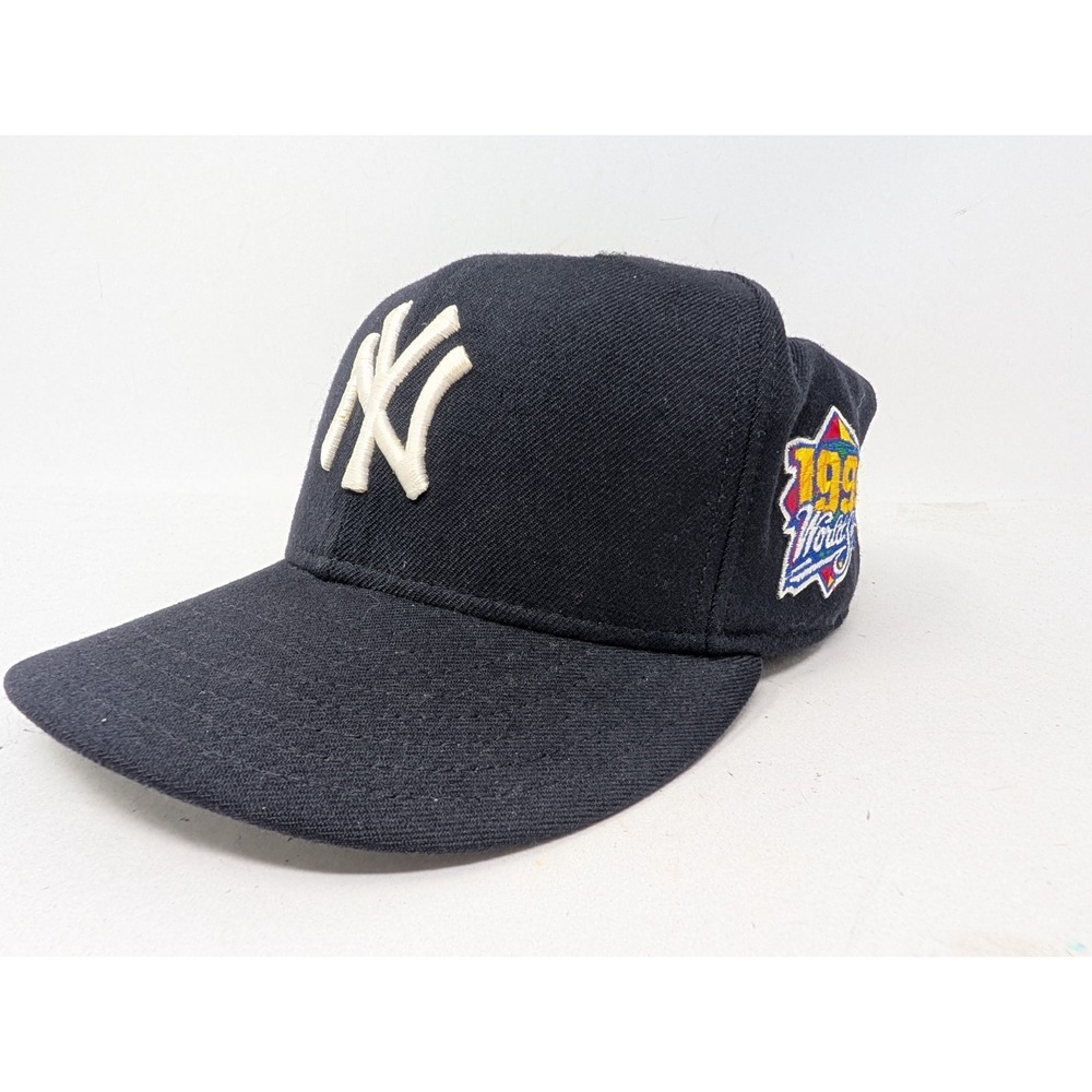 VINTAGE New York Yankess Hat Cap Fitted Mens 7 1/2 MLB New Era World Series 1999